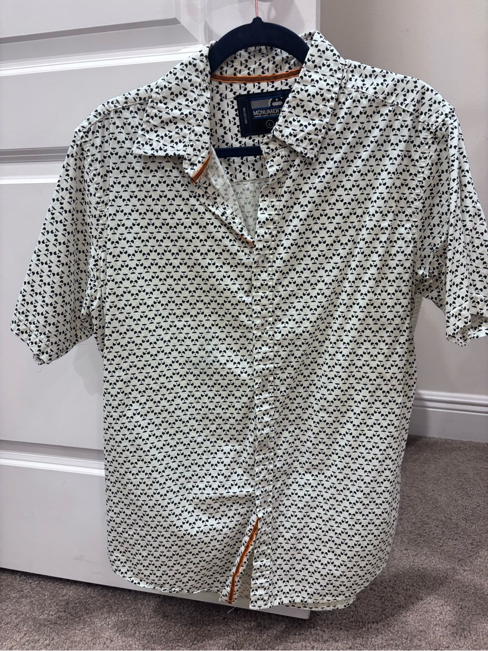 Short-Sleeve Casual Button-Down Shirt in White with Black Print - Mavi